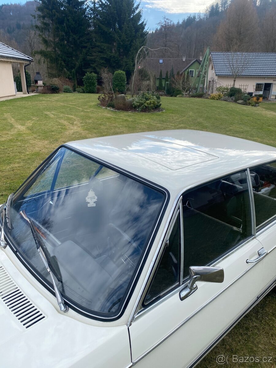 BMW 2002 Trouring tii - detail 3