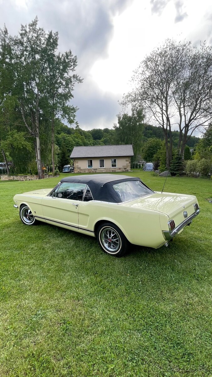 Ford Mustang GT convertible MANUÁL - detail 8