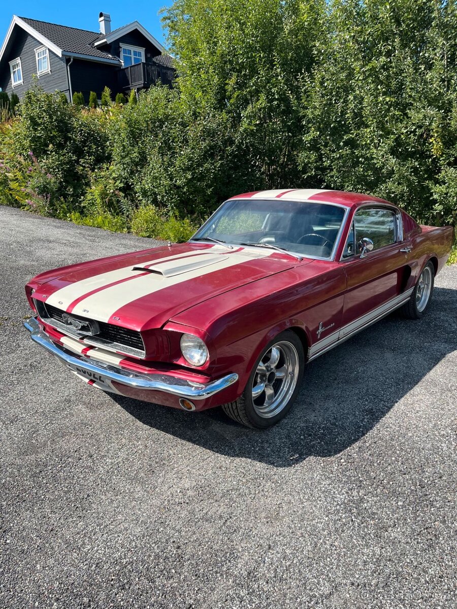 Ford Mustang Fastback