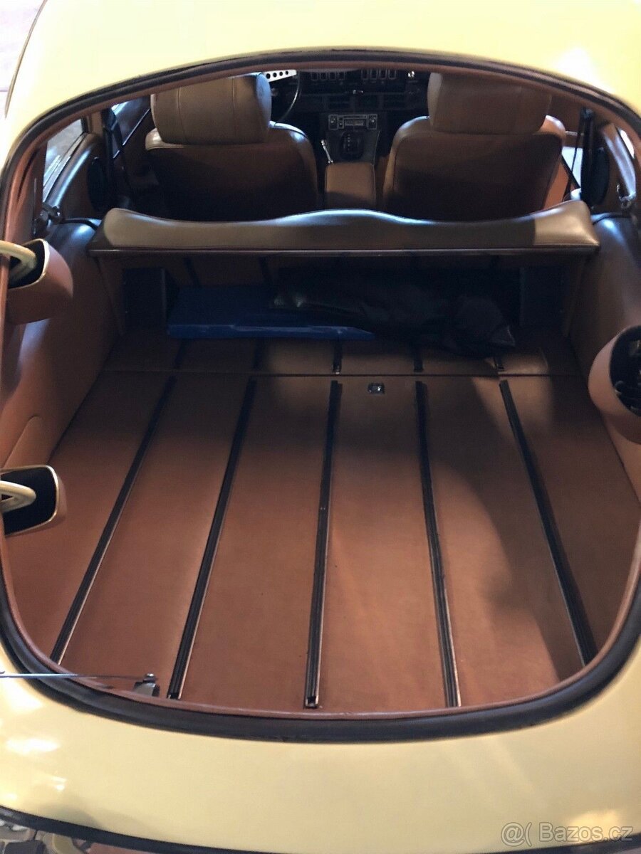 Jaguar E-Type 2+2 matching numbers - detail 6