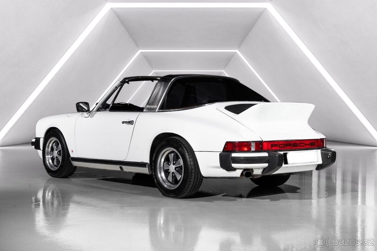 Porsche 911 2.7 Targa S - detail 1