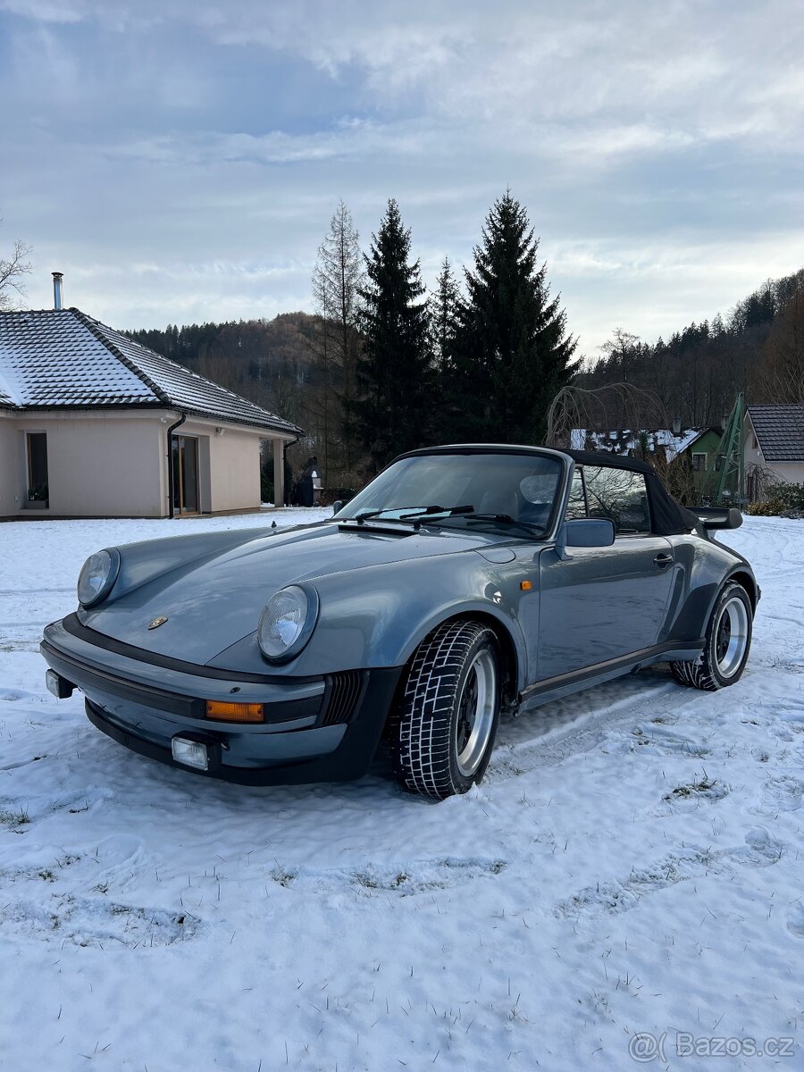Porsche 911 Turbo - detail 2